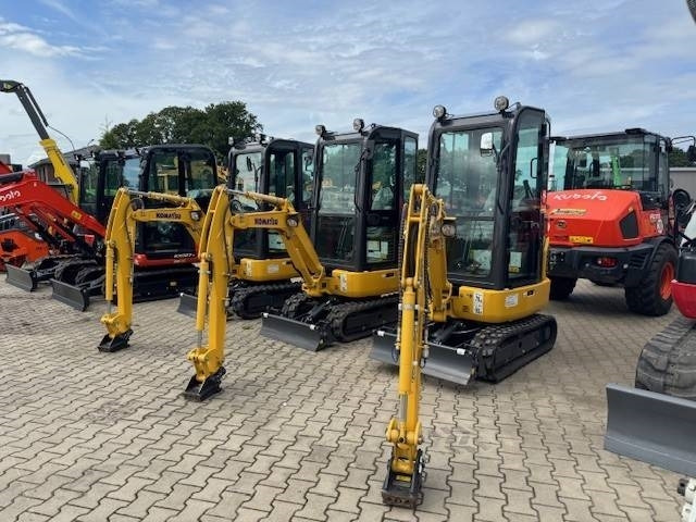 KOMATSU PC16 - حفارة مُصَّغرة: صورة 1 KOMATSU PC16 - حفارة مُصَّغرة: صورة 1