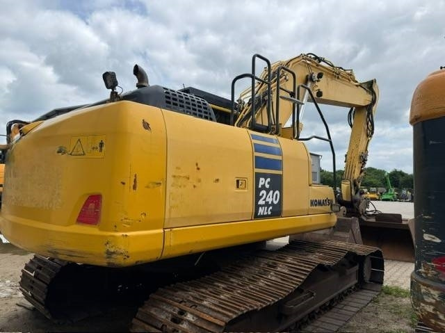 Komatsu PC 240 NLC-10 - حفار زحاف: صورة 2 Komatsu PC 240 NLC-10 - حفار زحاف: صورة 2