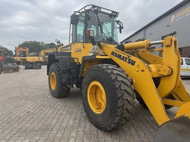 Komatsu WA 320  - اللودر بعجل: صورة 5 Komatsu WA 320  - اللودر بعجل: صورة 5