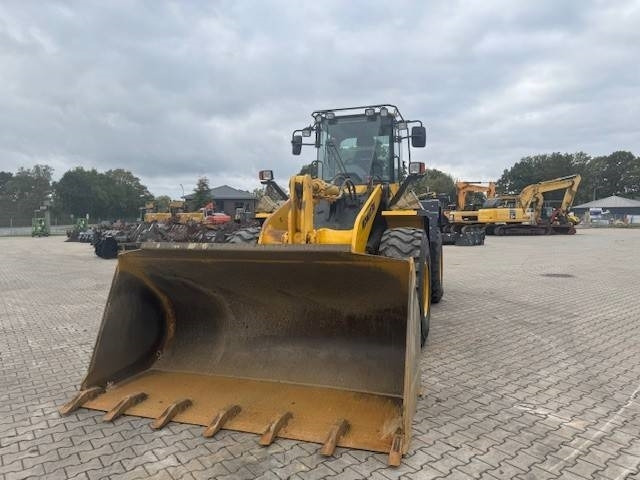 Komatsu WA 320  - اللودر بعجل: صورة 3 Komatsu WA 320  - اللودر بعجل: صورة 3
