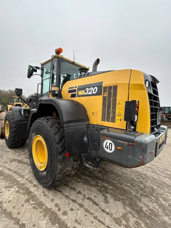 Komatsu WA 320 - اللودر بعجل: صورة 3 Komatsu WA 320 - اللودر بعجل: صورة 3
