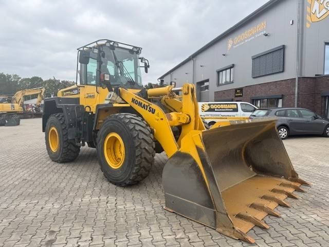 Komatsu WA 320  - اللودر بعجل: صورة 4 Komatsu WA 320  - اللودر بعجل: صورة 4