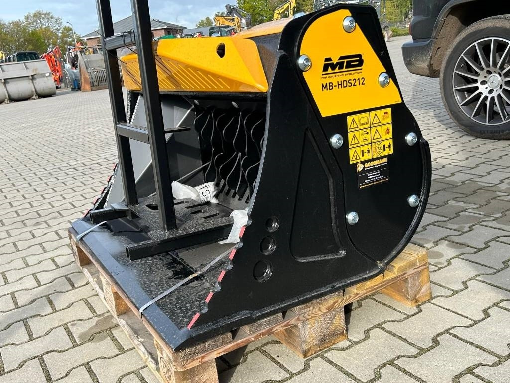MB CRUSHER HDS 212 - بكت حفار: صورة 1 MB CRUSHER HDS 212 - بكت حفار: صورة 1