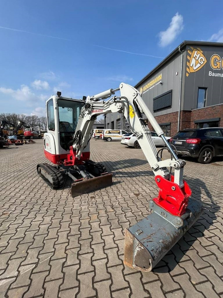 Takeuchi TB 225 - حفارة مُصَّغرة: صورة 4 Takeuchi TB 225 - حفارة مُصَّغرة: صورة 4