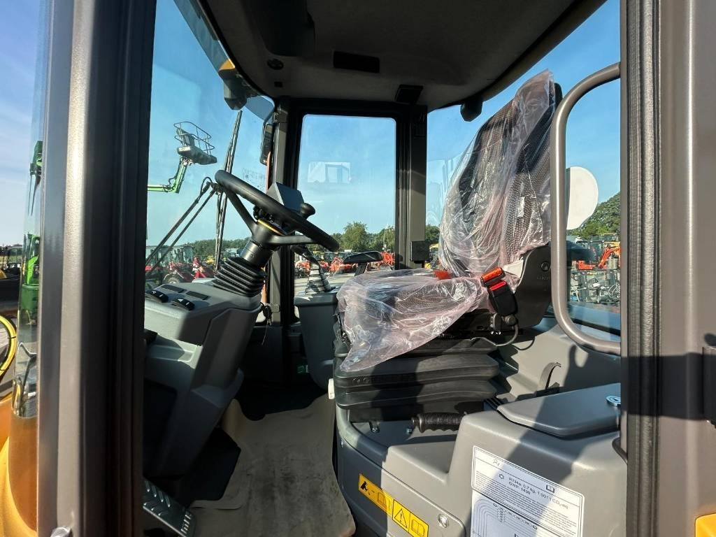 اللودر بعجل Volvo L 30 HS Klima: صورة 7