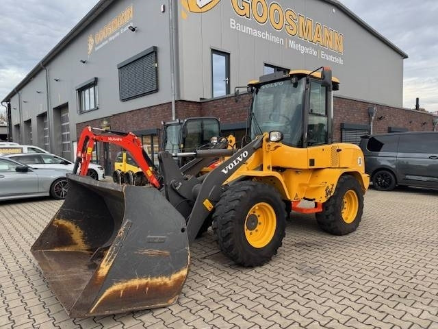 Volvo L 35 GS - اللودر بعجل: صورة 3 Volvo L 35 GS - اللودر بعجل: صورة 3