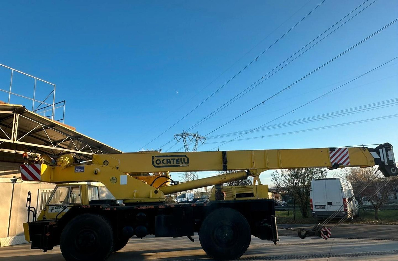 Autogru Locatelli 30 ton - رافعة: صورة 5 Autogru Locatelli 30 ton - رافعة: صورة 5