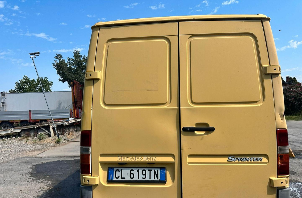 Furgone Mercedes Sprinter 211 - فان: صورة 5 Furgone Mercedes Sprinter 211 - فان: صورة 5