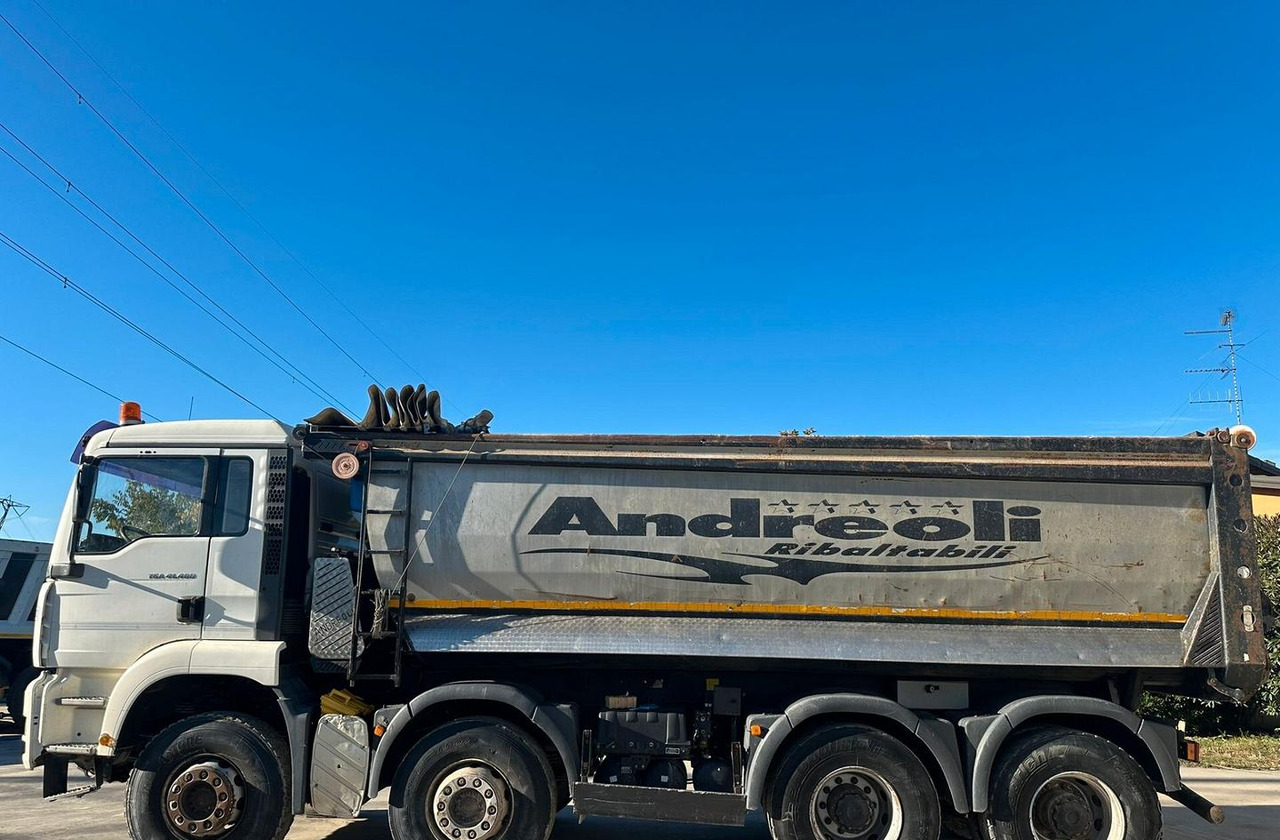 Man tGA 41 480 ANNO 2005 - شاحنة قلاب: صورة 2 Man tGA 41 480 ANNO 2005 - شاحنة قلاب: صورة 2