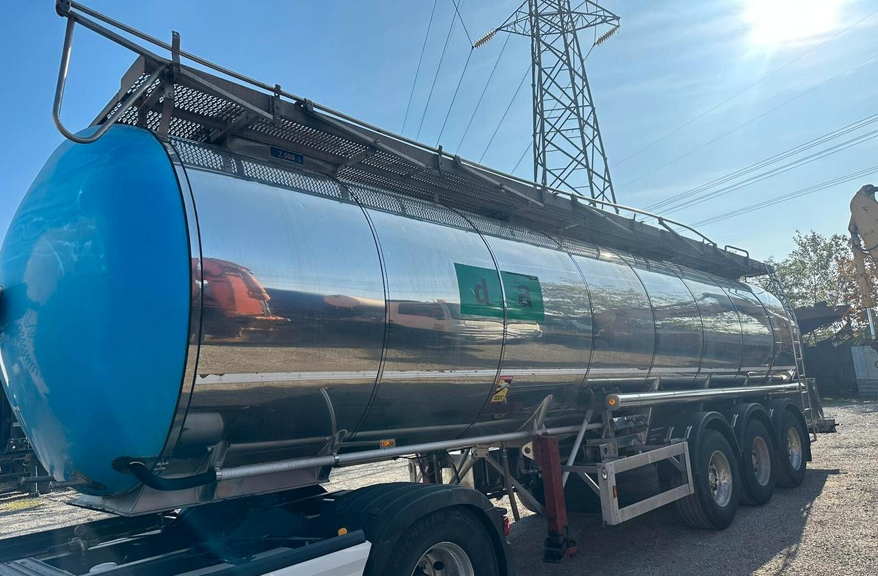 Semirimorchio cisterna Feldbinder - نصف مقطورة صهريج: صورة 1 Semirimorchio cisterna Feldbinder - نصف مقطورة صهريج: صورة 1