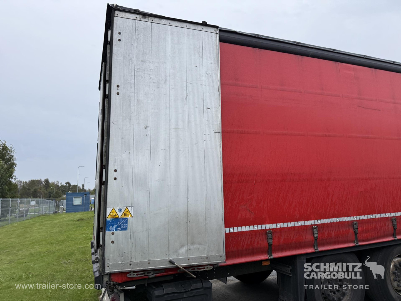 SCHMITZ Curtainsider Standard - نصف مقطورة ستارة: صورة 3 SCHMITZ Curtainsider Standard - نصف مقطورة ستارة: صورة 3