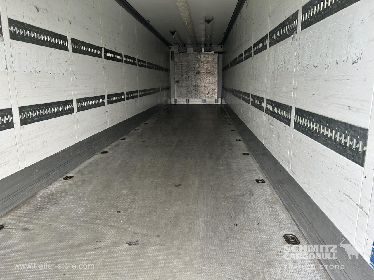 SCHMITZ Reefer Multitemp Taillift - نصف مقطورة متساوي الحرارة: صورة 2 SCHMITZ Reefer Multitemp Taillift - نصف مقطورة متساوي الحرارة: صورة 2