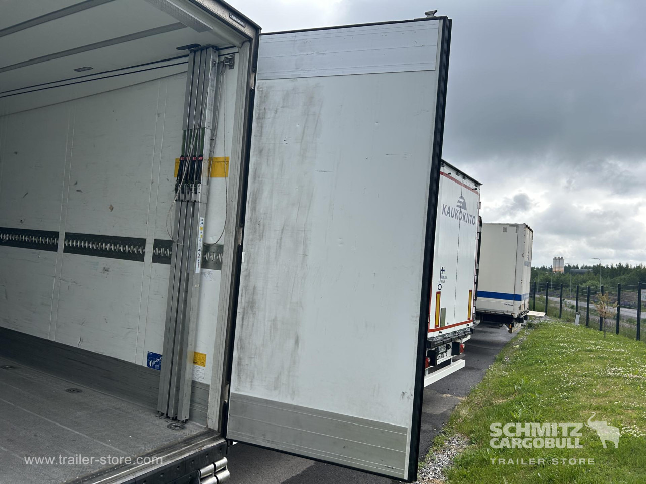SCHMITZ Reefer Standard - نصف مقطورة متساوي الحرارة: صورة 3 SCHMITZ Reefer Standard - نصف مقطورة متساوي الحرارة: صورة 3