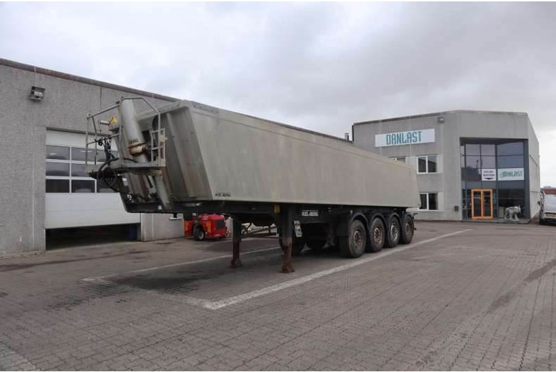 KEL-BERG 4-axle Tipper/Kipper/Tiptrailer 37 m³ - قلابة نصف مقطورة نصف مقطورة قلابة: صورة 1 KEL-BERG 4-axle Tipper/Kipper/Tiptrailer 37 m³ - قلابة نصف مقطورة نصف مقطورة قلابة: صورة 1