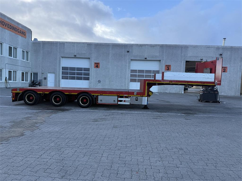 KLC Trailer Udtrækkelig - عربة منخفضة مسطحة نصف مقطورة: صورة 3 KLC Trailer Udtrækkelig - عربة منخفضة مسطحة نصف مقطورة: صورة 3