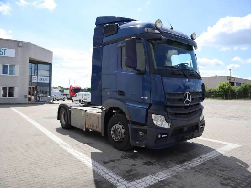 Mercedes-Benz Actros 1843 Tractor/Sattelzugmaschine/Trækker - وحدة جر: صورة 2 Mercedes-Benz Actros 1843 Tractor/Sattelzugmaschine/Trækker - وحدة جر: صورة 2