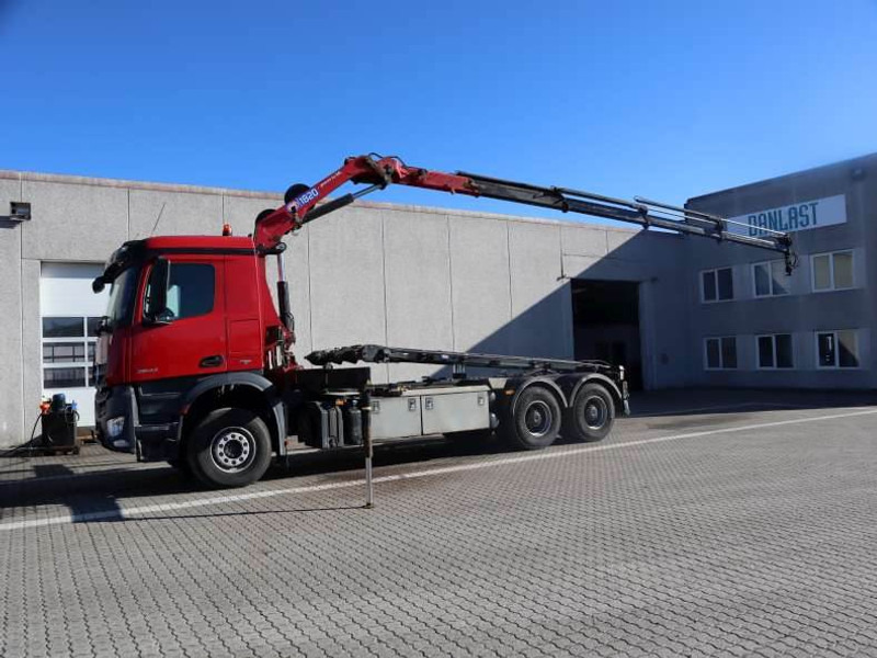 Mercedes-Benz Arocs 2643 euro 6 - شاحنة - نظام الكابلات: صورة 1 Mercedes-Benz Arocs 2643 euro 6 - شاحنة - نظام الكابلات: صورة 1