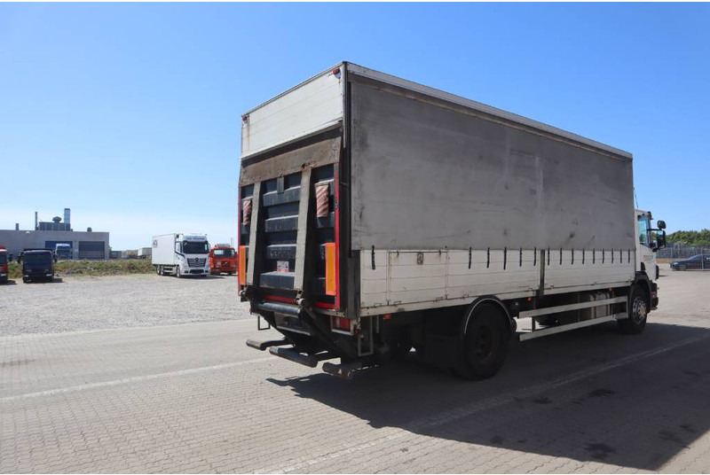 Scania P 94-230 Curtainsider/Plane/Gardin - شاحنة ستارة: صورة 3 Scania P 94-230 Curtainsider/Plane/Gardin - شاحنة ستارة: صورة 3