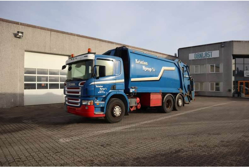 Scania P230 6X2*4 Skraldebil/Müllwagen/Garbagetruck - شاحنة: صورة 1 Scania P230 6X2*4 Skraldebil/Müllwagen/Garbagetruck - شاحنة: صورة 1