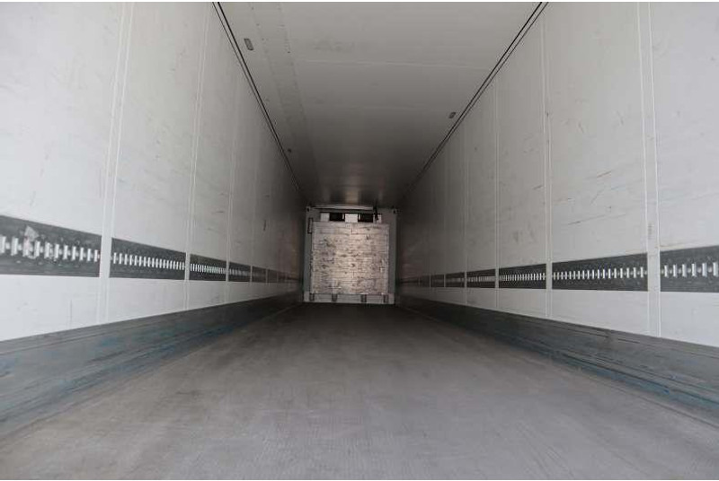 Schmitz Cargobull 33 pl. Dobbelt compartment - نصف مقطورة مُبرِّدة: صورة 5 Schmitz Cargobull 33 pl. Dobbelt compartment - نصف مقطورة مُبرِّدة: صورة 5