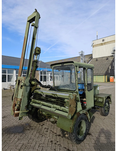 Diversen Arrow Hammer D500 - كسارة متحركه: صورة 1 Diversen Arrow Hammer D500 - كسارة متحركه: صورة 1