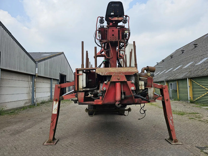 Doll 20T Crane - 6 meter extendable - نصف مقطورة اخشاب: صورة 2 Doll 20T Crane - 6 meter extendable - نصف مقطورة اخشاب: صورة 2