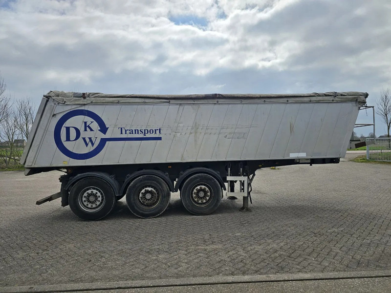 Kempf SMK 39/3 AK - SAF - DISC - Lift axle - قلابة نصف مقطورة نصف مقطورة قلابة: صورة 4 Kempf SMK 39/3 AK - SAF - DISC - Lift axle - قلابة نصف مقطورة نصف مقطورة قلابة: صورة 4