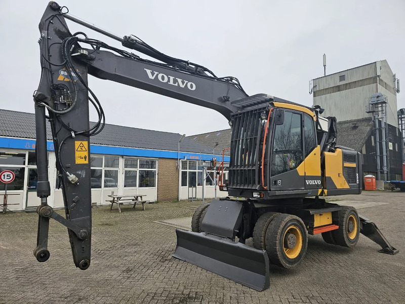 حفارة دولاب Volvo EW160E: صورة 12