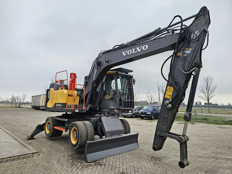 حفارة دولاب Volvo EW160E: صورة 6