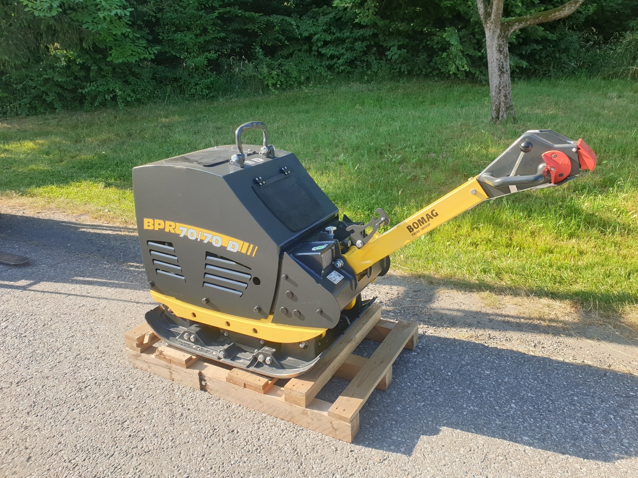 BOMAG BPR 70/70 D - لوحة اهتزازية: صورة 3 BOMAG BPR 70/70 D - لوحة اهتزازية: صورة 3