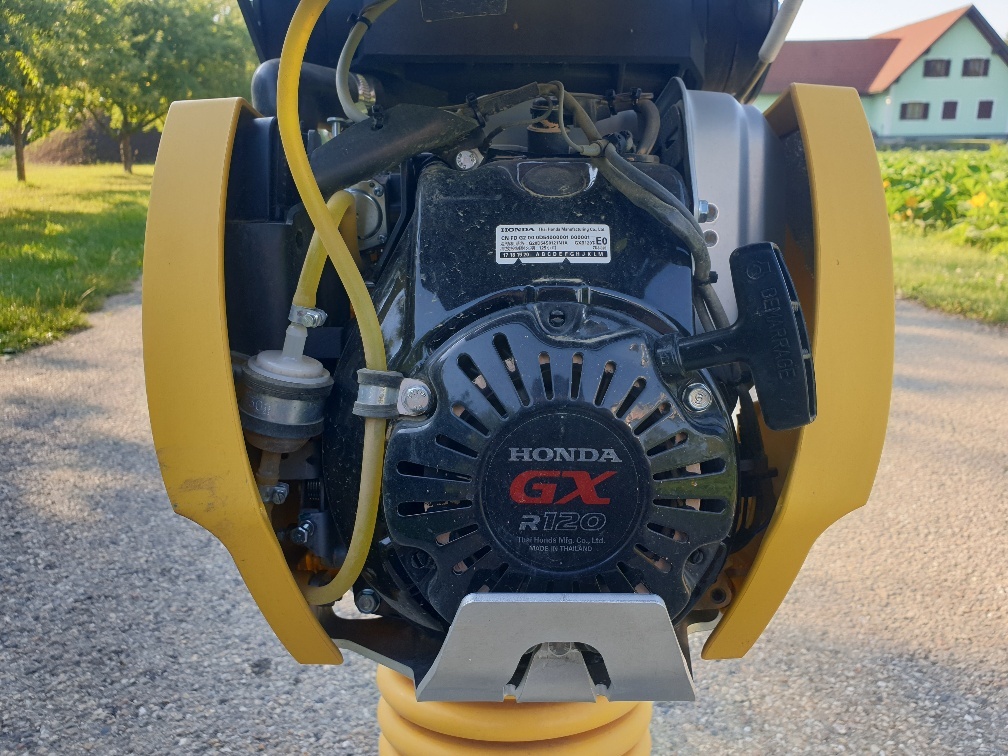 BOMAG BT 65 - لوحة اهتزازية: صورة 5 BOMAG BT 65 - لوحة اهتزازية: صورة 5