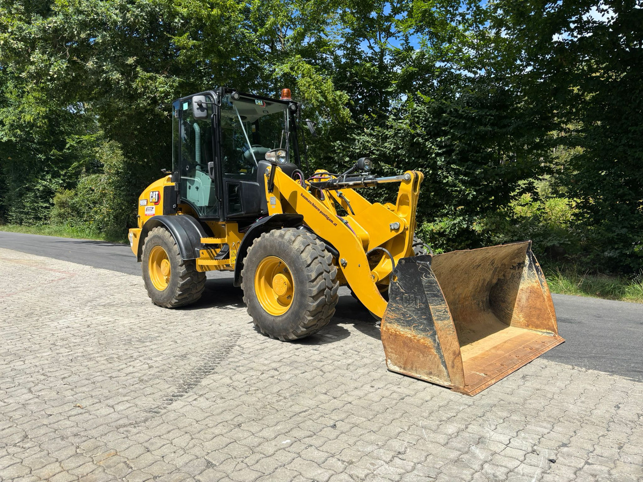 CATERPILLAR 908 M - اللودر بعجل: صورة 4 CATERPILLAR 908 M - اللودر بعجل: صورة 4