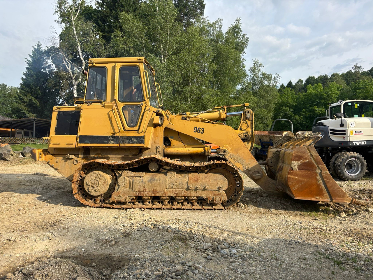 CATERPILLAR 963 - جرافة: صورة 2 CATERPILLAR 963 - جرافة: صورة 2