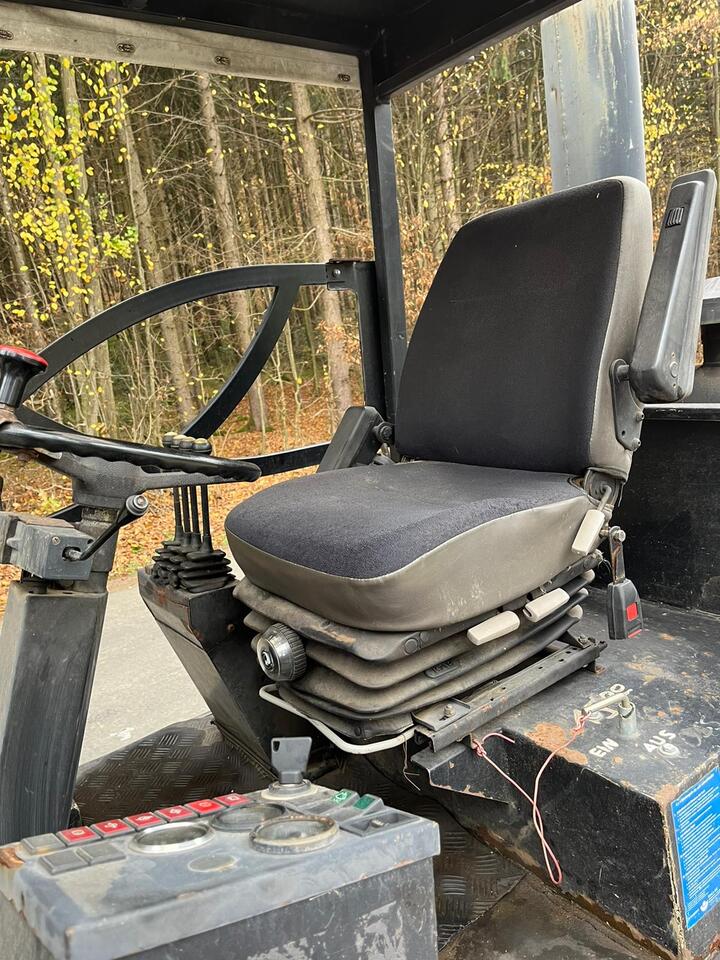 رافعة شوكية CLARK DPL 60: صورة 11 رافعة شوكية CLARK DPL 60: صورة 11