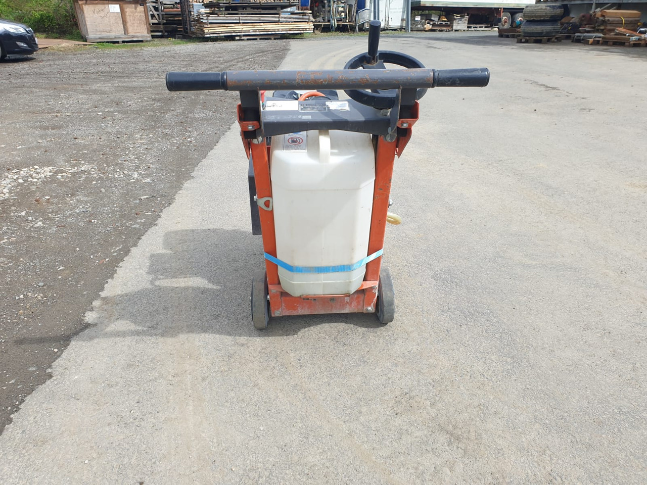 HUSQVARNA FS 400 LV - معدات البناء: صورة 2 HUSQVARNA FS 400 LV - معدات البناء: صورة 2