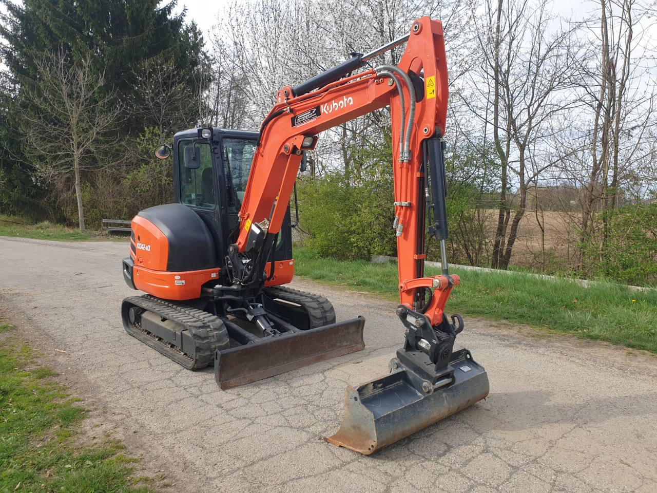 KUBOTA KX 042-4A - حفارة مُصَّغرة: صورة 4 KUBOTA KX 042-4A - حفارة مُصَّغرة: صورة 4