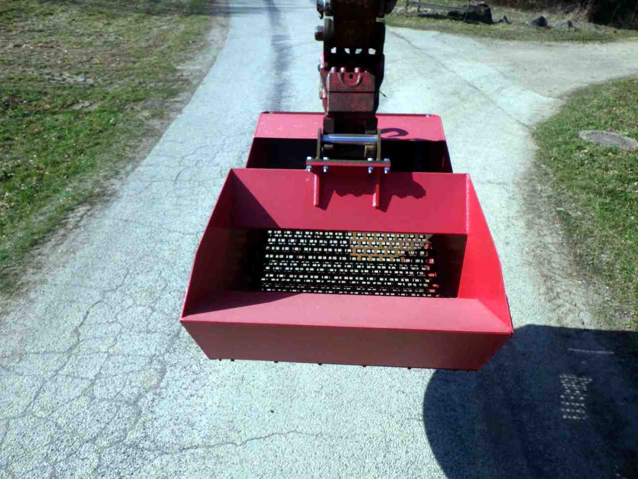 LSB 1000-02 screening bucket - بكت - حفارة مُصَّغرة: صورة 2 LSB 1000-02 screening bucket - بكت - حفارة مُصَّغرة: صورة 2