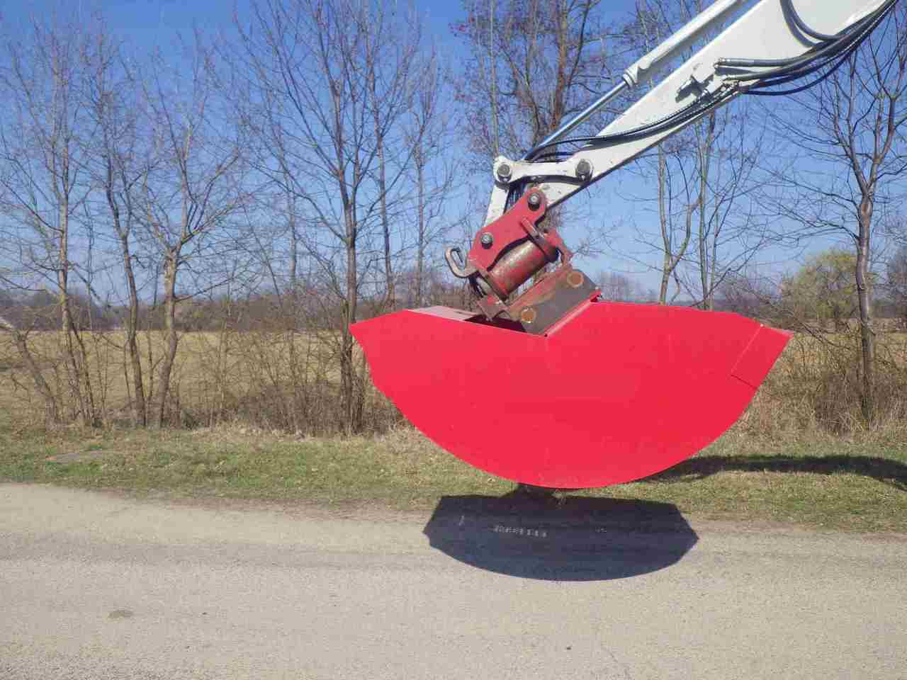 LSB 1000-02 screening bucket - بكت - حفارة مُصَّغرة: صورة 1 LSB 1000-02 screening bucket - بكت - حفارة مُصَّغرة: صورة 1