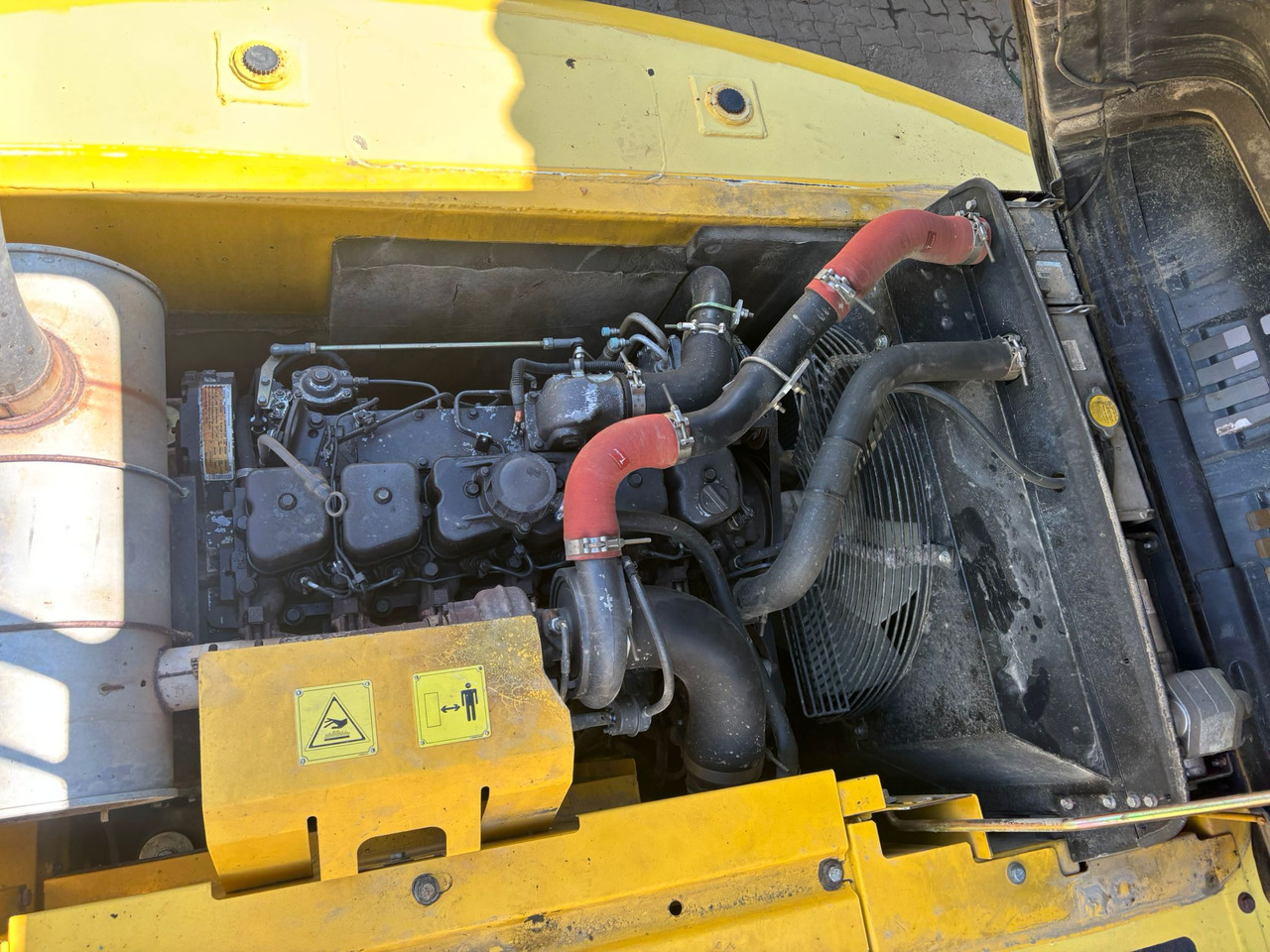 حفار زحاف NEW HOLLAND Kobelco E 215 B: صورة 8 حفار زحاف NEW HOLLAND Kobelco E 215 B: صورة 8