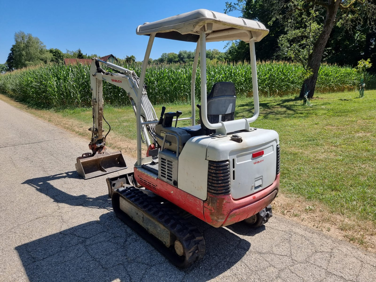 TAKEUCHI TB 016 - حفارة مُصَّغرة: صورة 5 TAKEUCHI TB 016 - حفارة مُصَّغرة: صورة 5