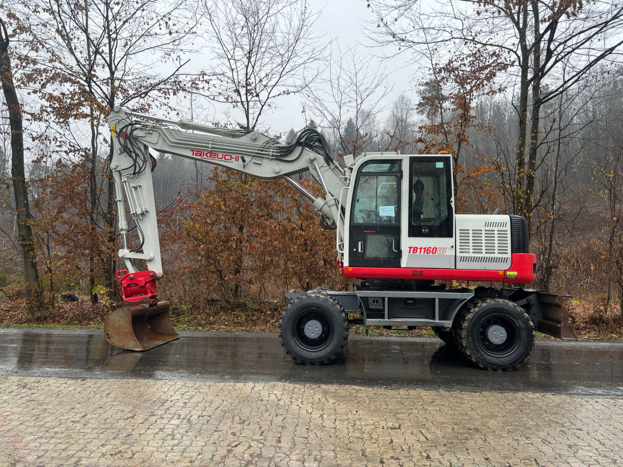 TAKEUCHI TB 1160 W - حفارة دولاب: صورة 1 TAKEUCHI TB 1160 W - حفارة دولاب: صورة 1