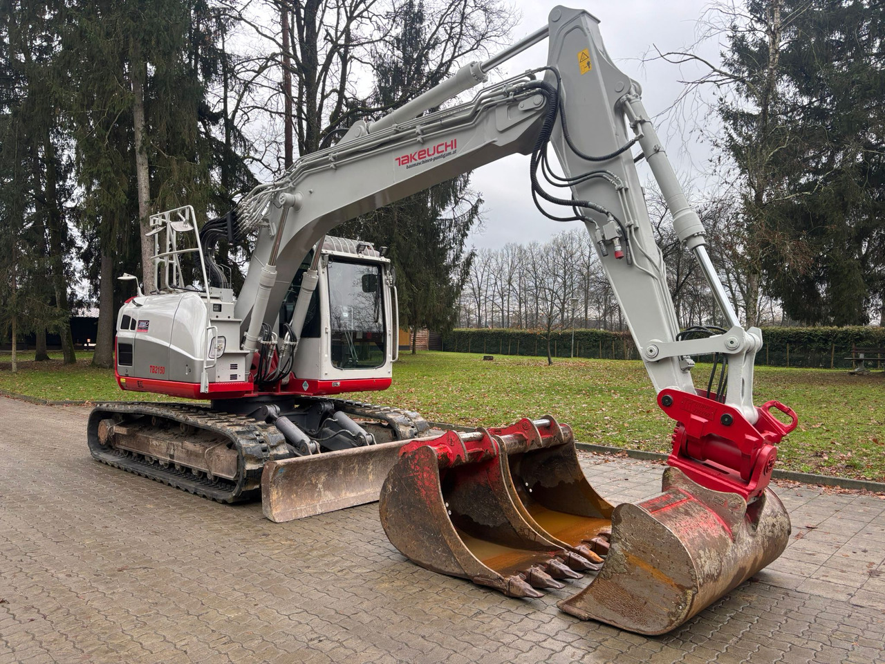 TAKEUCHI TB 2150 R - حفار زحاف: صورة 4 TAKEUCHI TB 2150 R - حفار زحاف: صورة 4