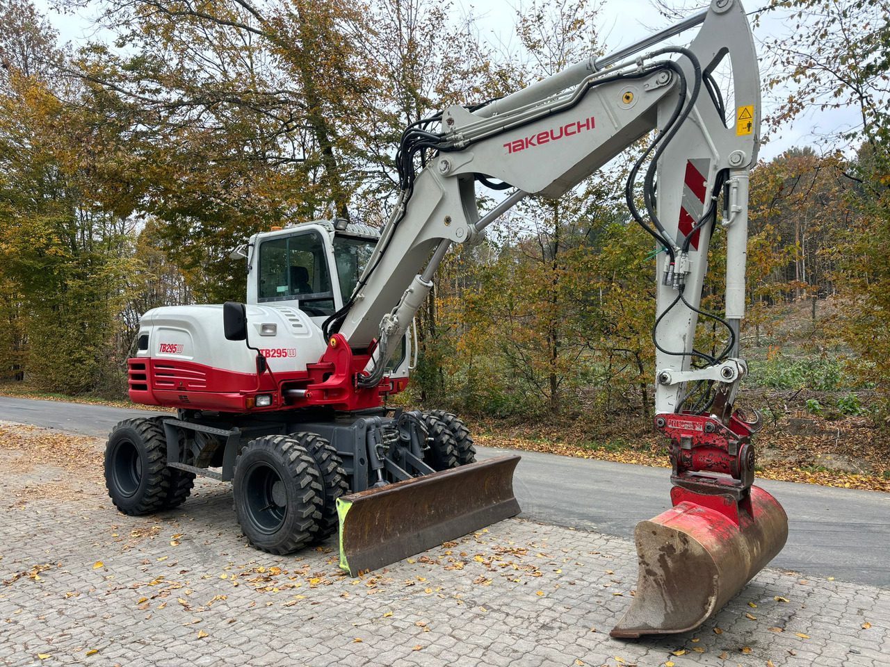 TAKEUCHI TB 295 W - حفارة دولاب: صورة 4 TAKEUCHI TB 295 W - حفارة دولاب: صورة 4