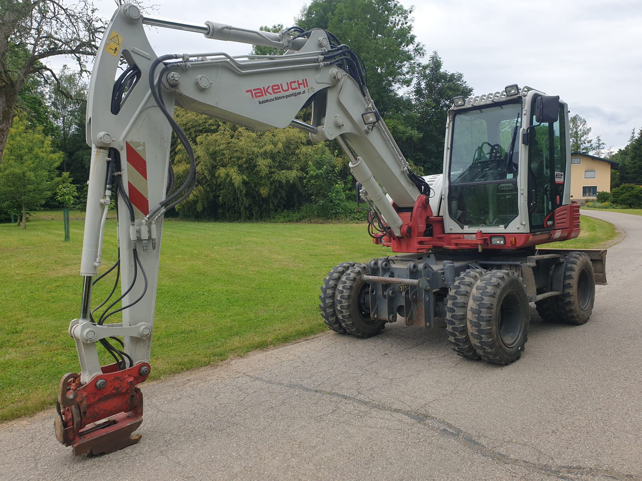 TAKEUCHI TB 295W - حفارة دولاب: صورة 3 TAKEUCHI TB 295W - حفارة دولاب: صورة 3