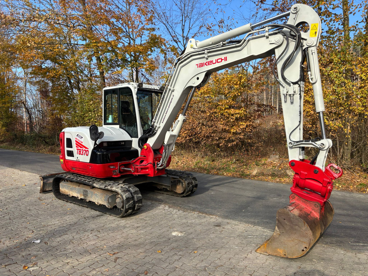 TAKEUCHI TB 370 - حفارة مُصَّغرة: صورة 4 TAKEUCHI TB 370 - حفارة مُصَّغرة: صورة 4