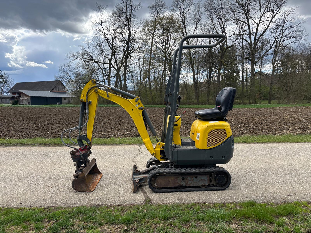 WACKER Neuson 803 - حفارة مُصَّغرة: صورة 1 WACKER Neuson 803 - حفارة مُصَّغرة: صورة 1