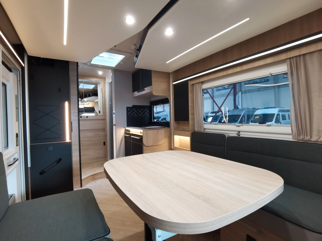 موتر هوم شبه متكامل Chausson 630 TITANIUM / - 2026 - / EINZEL. - HUBBETTEN: صورة 14