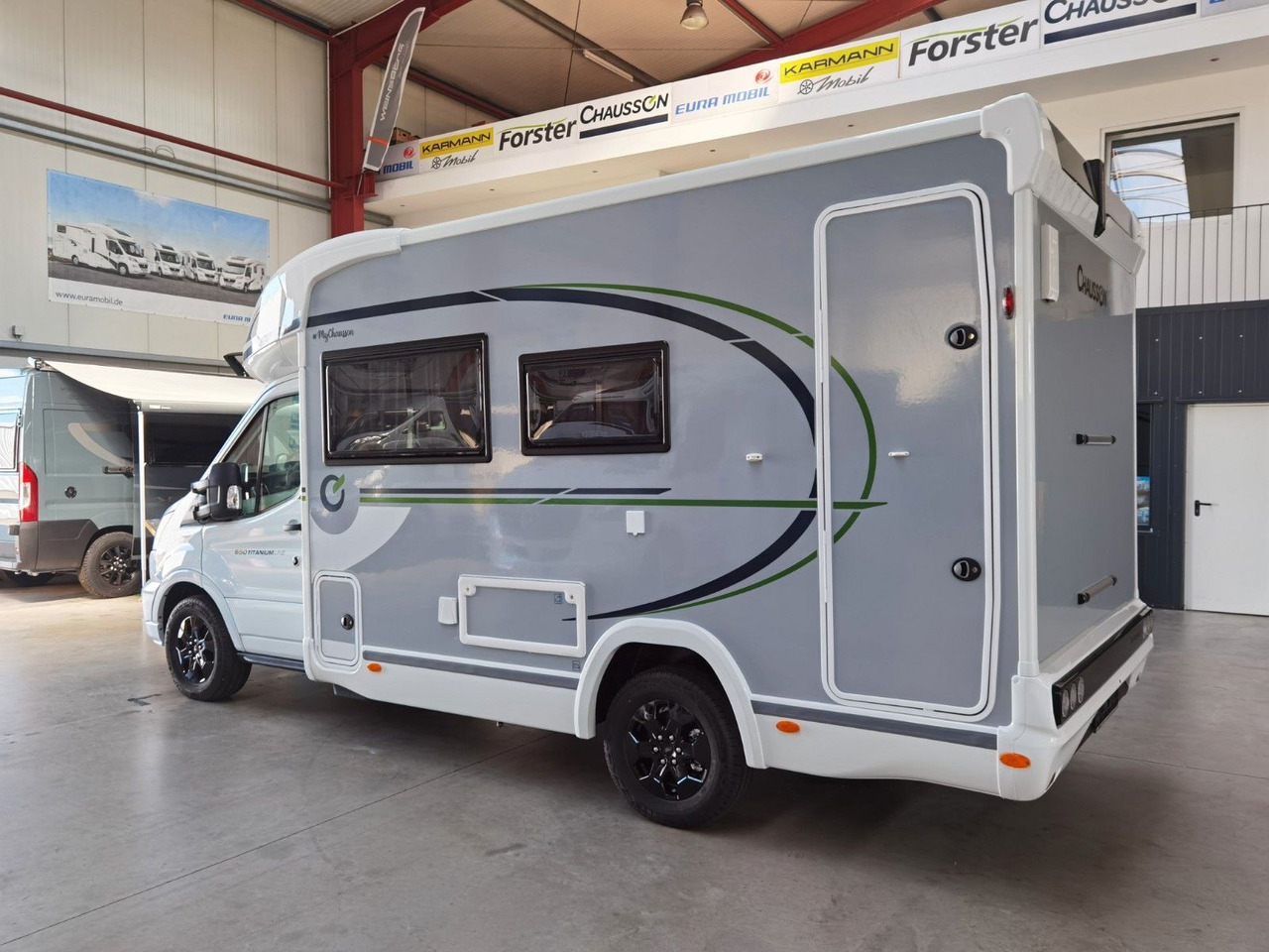 Chausson 650 TITANIUM / - 2026 - / NUR 6.39 M. / HUBBETT - موتر هوم شبه متكامل: صورة 5 Chausson 650 TITANIUM / - 2026 - / NUR 6.39 M. / HUBBETT - موتر هوم شبه متكامل: صورة 5