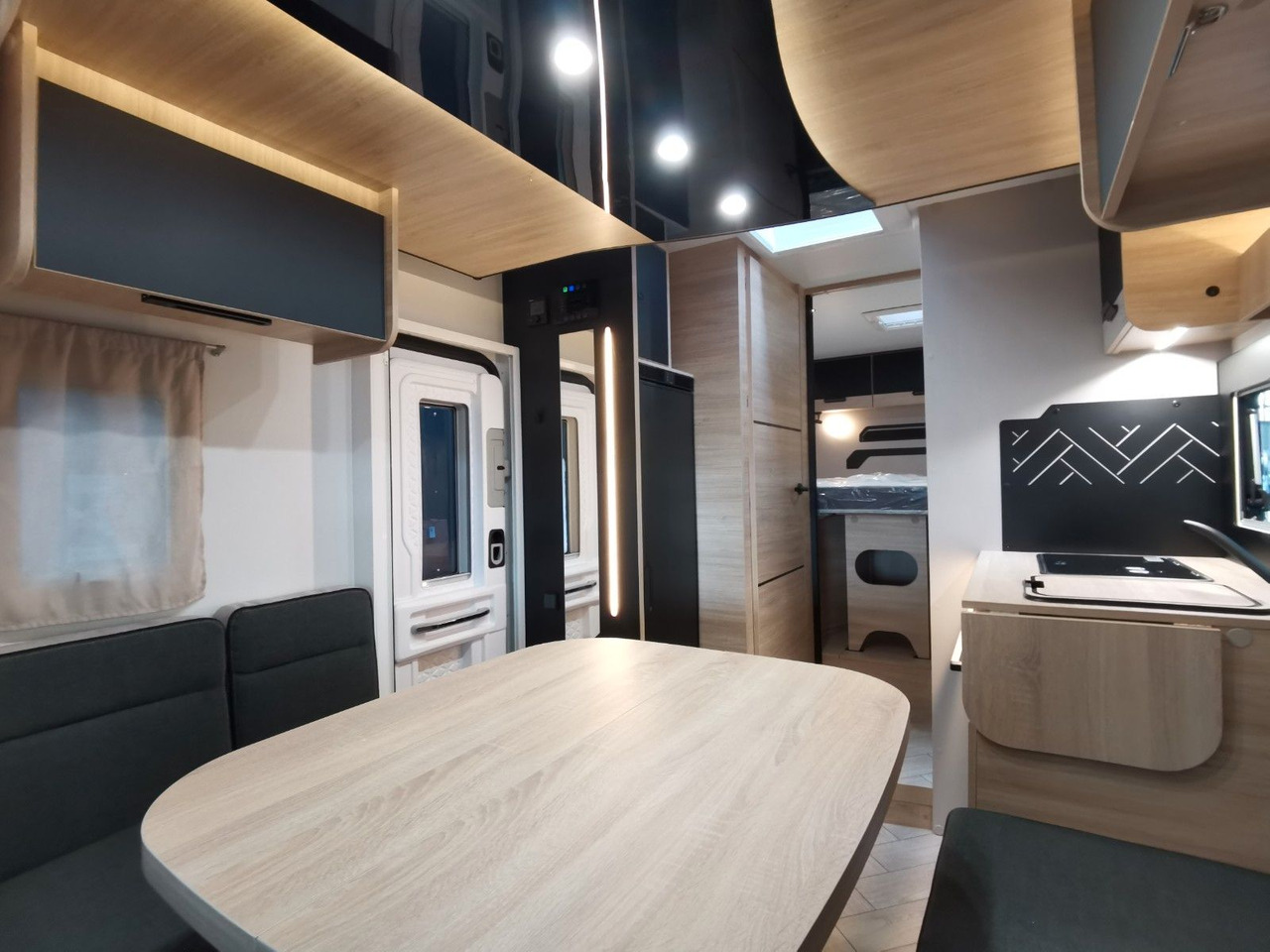 Chausson 797 TITANIUM / - 2026 - / 4.1T. / EINZELBETTEN Chausson 797 TITANIUM / - 2026 - / 4.1T. / EINZELBETTEN: صورة 16