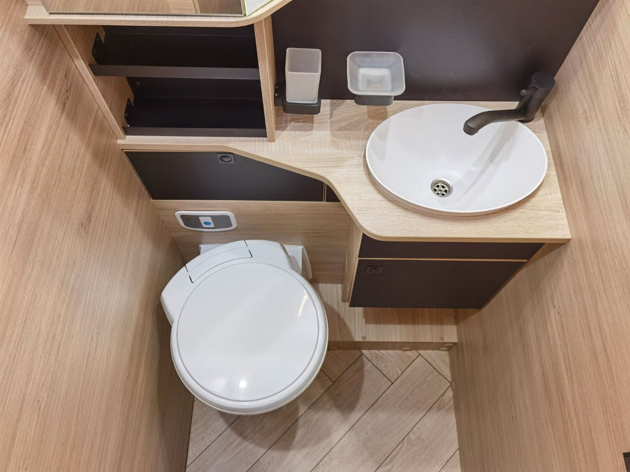 Chausson 797 TITANIUM / - 2026 - / 4.1T. / EINZELBETTEN Chausson 797 TITANIUM / - 2026 - / 4.1T. / EINZELBETTEN: صورة 22